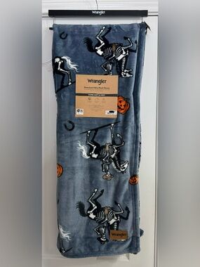 Wrangler NWT Halloween Cowboy Skeleton Plush Throw NWT
